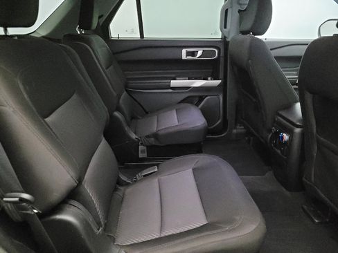 Used 2022 Ford Explorer XLT w/ Class IV Trailer Tow Package image 19