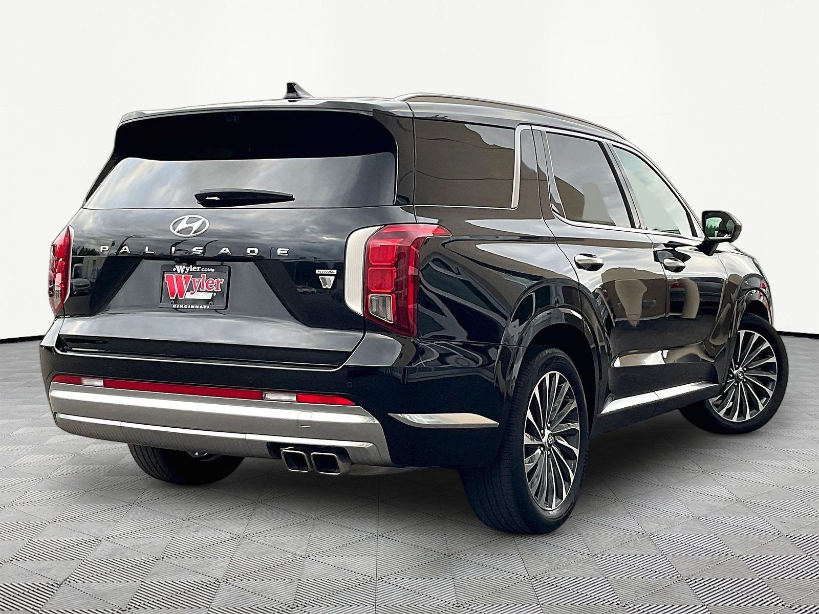Certified 2024 Hyundai Palisade Calligraphy AWD/4WD image 6