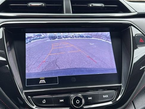 Used 2021 Chevrolet TrailBlazer RS w/ Technology Package image 24