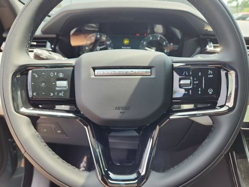 Used 2026 Land Rover Range Rover Velar S AWD/4WD image 18