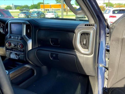 Used 2020 Chevrolet Silverado 1500 RST w/ Texas Edition image 18