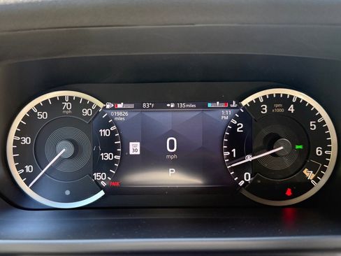 Used 2023 Land Rover Defender 110 X-Dynamic SE image 22