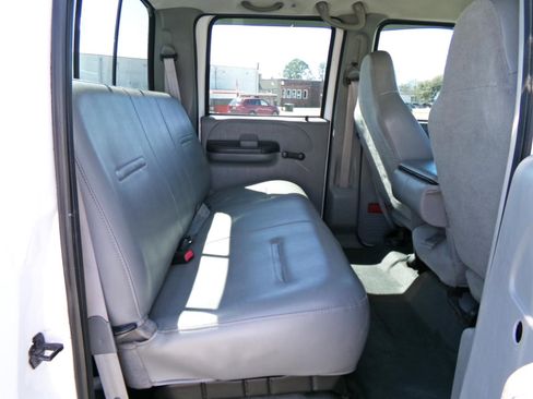 Used 2006 Ford F350 XL image 35