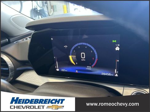 Used 2024 Chevrolet Trax LT w/ Driver Confidence Package FWD image 21