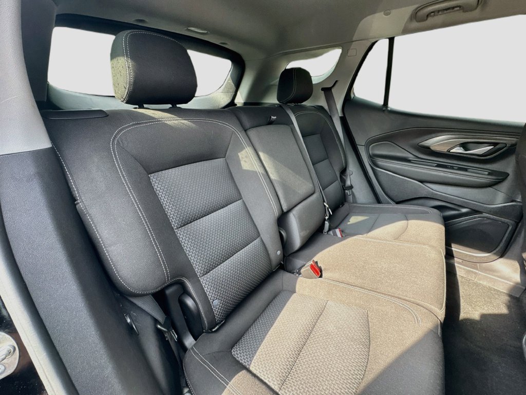 Used 2024 GMC Terrain SLE AWD/4WD image 25