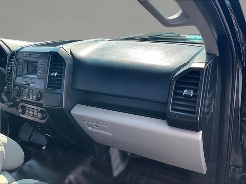 Used 2017 Ford F150 XL w/ Equipment Group 101A Mid AWD/4WD image 26