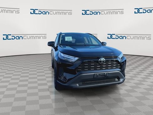 Used 2023 Toyota RAV4 XLE image 3