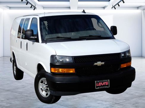 Used 2022 Chevrolet Express 2500 w/ Driver Convenience Package image 1
