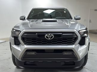 Used 2024 Toyota Tacoma TRD Sport video 2
