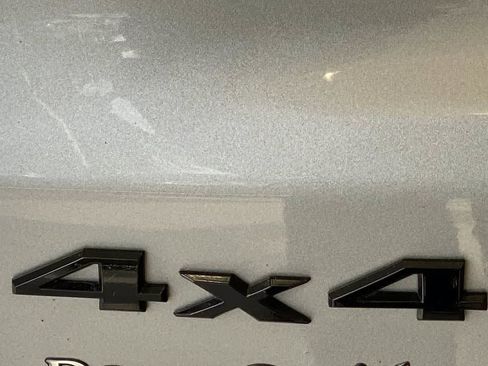 Used 2018 Jeep Compass Latitude w/ Popular Equipment Group AWD/4WD image 11