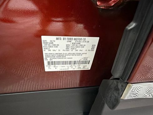 Used 2014 Ford Explorer XLT w/ Equipment Group 202A FWD image 33