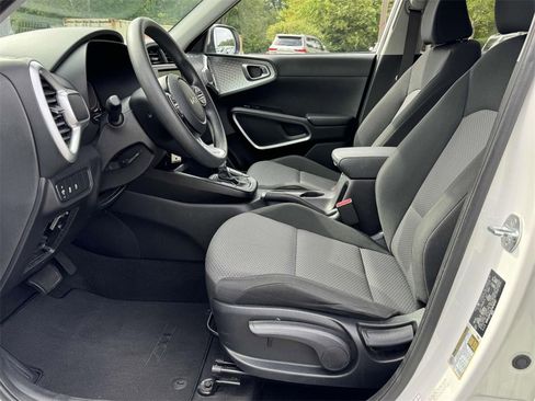 Used 2023 Kia Soul LX w/ Option Group 015 image 19