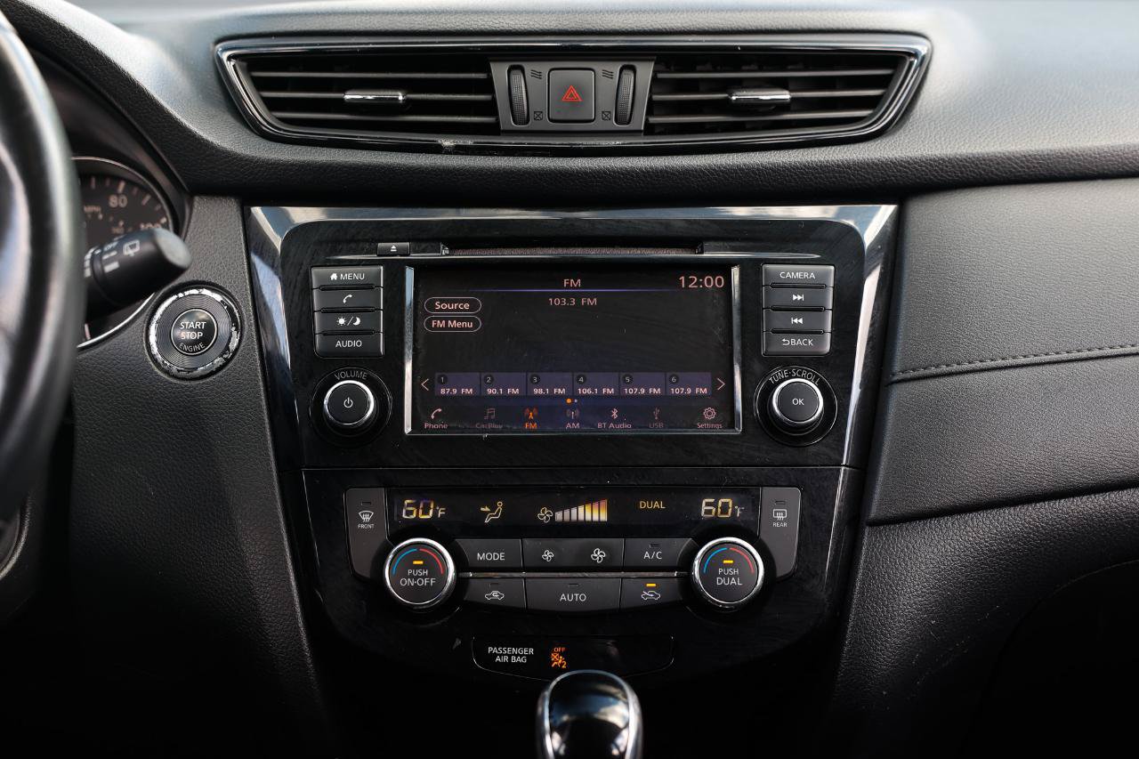 Used 2018 Nissan Rogue SV AWD/4WD image 33