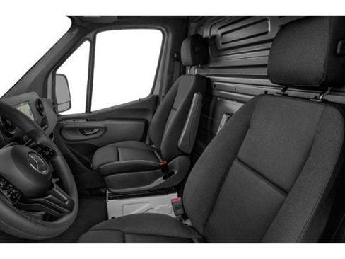 Used 2019 Mercedes-Benz Sprinter 144 Cargo image 9