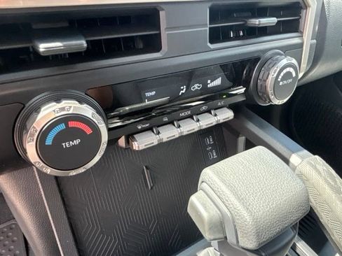 New 2026 Toyota Tacoma SR5 AWD/4WD image 31