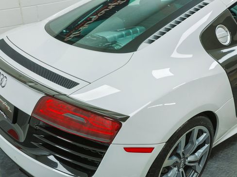 Used 2014 Audi R8 V10 AWD/4WD image 38
