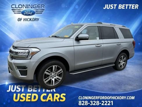 Used 2023 Ford Expedition Limited AWD/4WD image 1