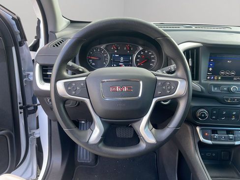 Certified 2024 GMC Terrain SLE image 11