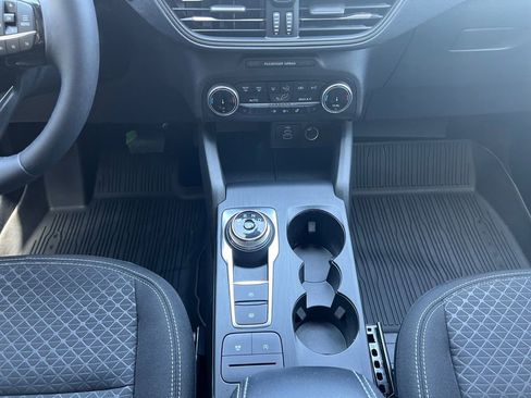 Used 2024 Ford Escape Active AWD/4WD image 11