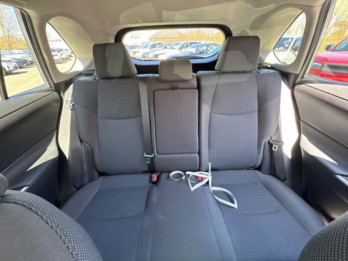 Used 2023 Toyota RAV4 LE AWD/4WD image 26