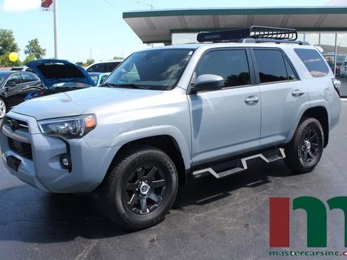Used 2021 Toyota 4Runner Trail Special Edition AWD/4WD image 1