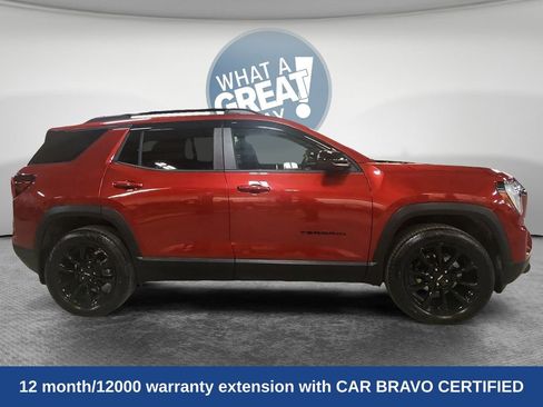 Certified 2025 GMC Terrain Elevation w/ Black Edition AWD/4WD image 2