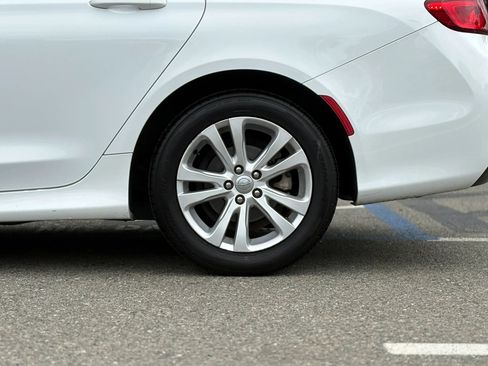Used 2016 Chrysler 200 Limited w/ Convenience Group FWD image 26