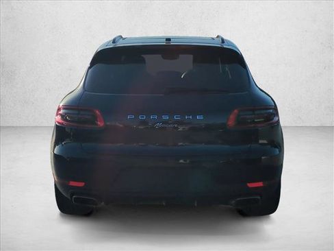 Used 2018 Porsche Macan AWD/4WD image 7