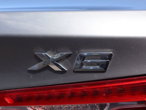 Used 2015 BMW X6 xDrive50i AWD/4WD image 28