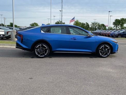 New 2026 Kia K4 GT-Line w/ GT-Line Premium Package FWD image 8