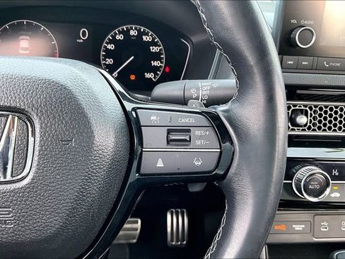 Used 2025 Honda Civic Sport image 12