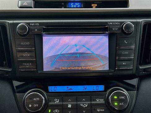 Used 2013 Toyota RAV4 XLE FWD image 21