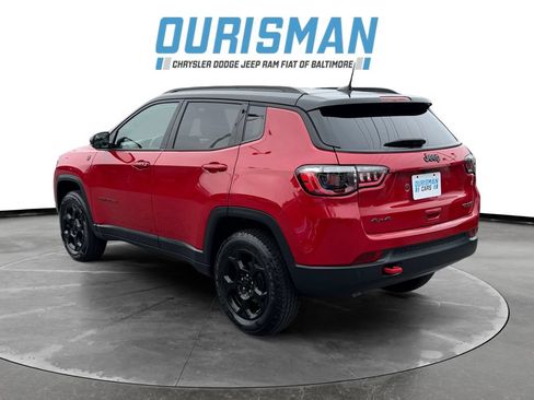 Used 2023 Jeep Compass Trailhawk w/ Sun and Sound Group AWD/4WD image 4
