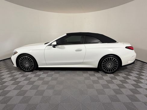 Used 2024 Mercedes-Benz CLE 450 4MATIC Cabriolet image 2