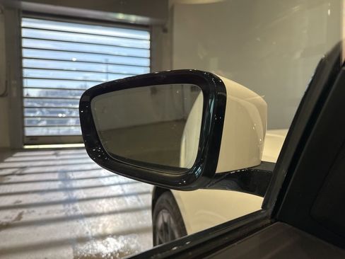 Used 2023 BMW i4 eDrive35 w/ Premium Package image 15