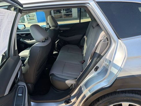 Used 2023 Subaru Outback Limited AWD/4WD image 25