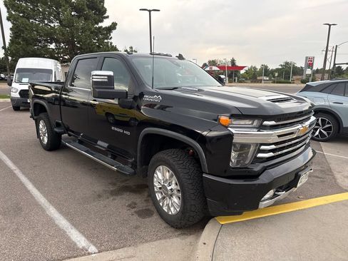 Used 2022 Chevrolet Silverado 2500 High Country w/ Z71 Off-Road Package AWD/4WD image 3