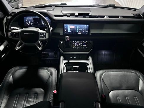 Used 2021 Land Rover Defender 110 X-Dynamic HSE AWD/4WD image 33