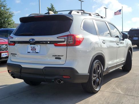 Used 2023 Subaru Ascent Onyx Edition Limited AWD/4WD image 4