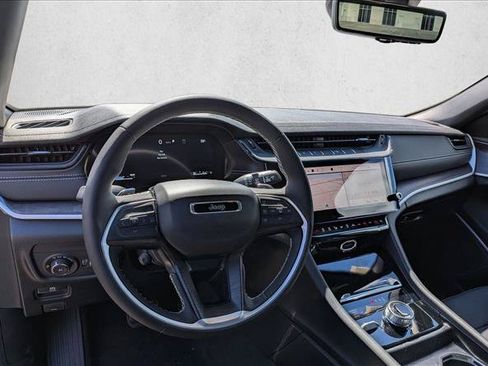 New 2026 Jeep Grand Cherokee Limited AWD/4WD image 3