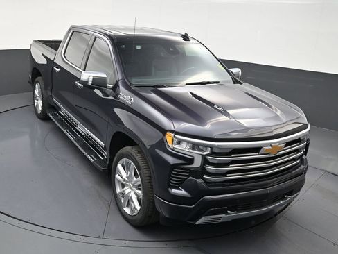 Used 2024 Chevrolet Silverado 1500 High Country w/ High Country Premium Package image 18