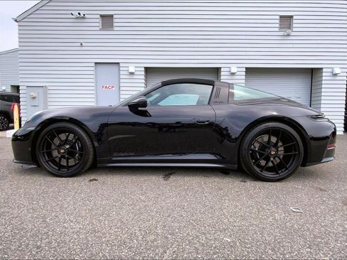Used 2026 Porsche 911 Targa 4 GTS AWD/4WD image 2
