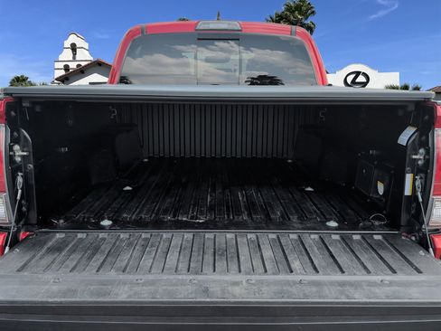 Used 2019 Toyota Tacoma Limited AWD/4WD image 27