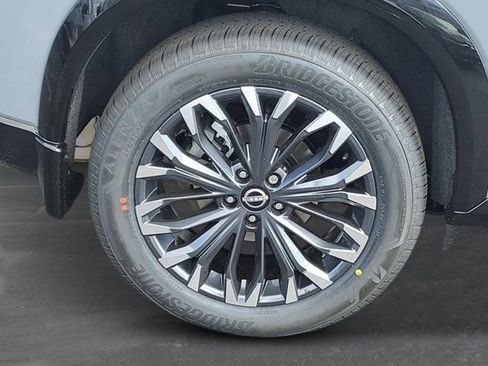 New 2026 Nissan Rogue Platinum AWD/4WD image 10