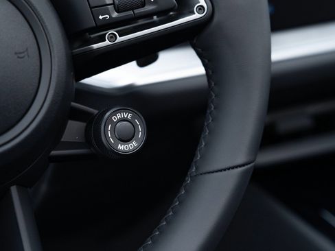 New 2026 Porsche Cayenne image 28