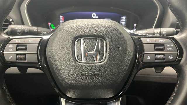 Used 2024 Honda Pilot Elite image 16
