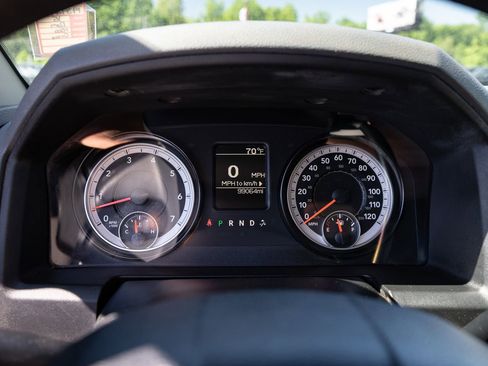 Used 2015 RAM 1500 Tradesman w/ Popular Equipment Group AWD/4WD image 25