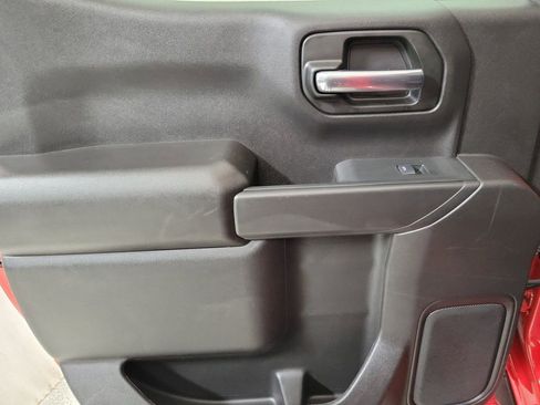 Certified 2024 Chevrolet Silverado 1500 Custom Trail Boss w/ Dark Appearance Package image 16