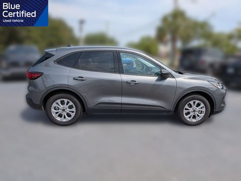 Certified 2025 Ford Escape Active FWD image 3