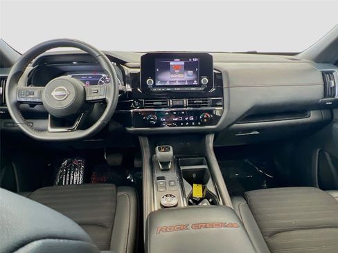 Used 2025 Nissan Pathfinder Rock Creek AWD/4WD image 31